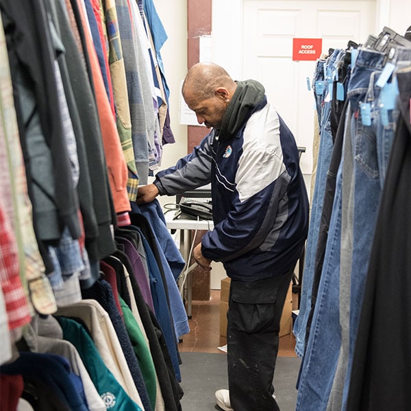 ClothingClosetSquare ClothingClosetSquare